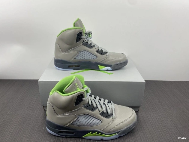 Bmlin 5 Jordan Retro (2022) Bean DM9014-003 Green 0825